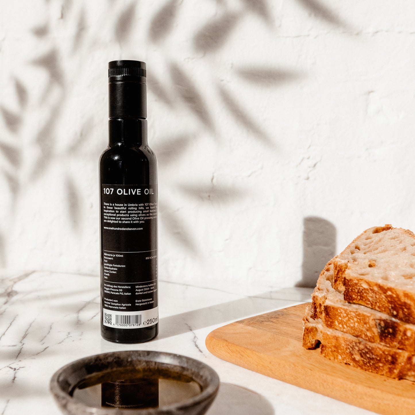 Olive Oil Bottle, Specialty Olive Oil, Umbria, EVO Olive Oil